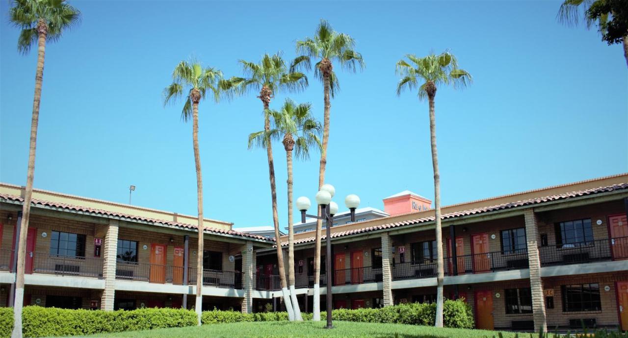 Hotel Colonial 멕시칼리 외부 사진