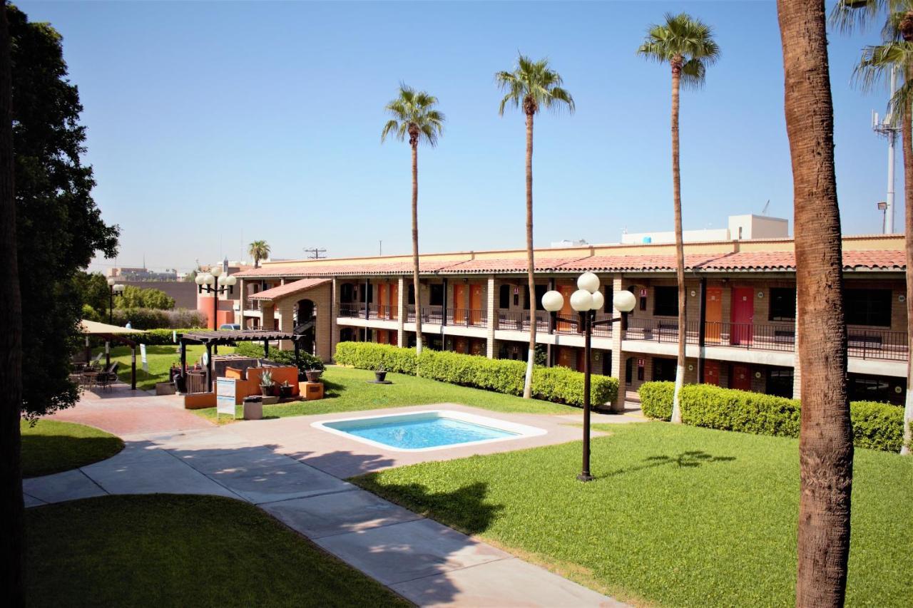 Hotel Colonial 멕시칼리 외부 사진