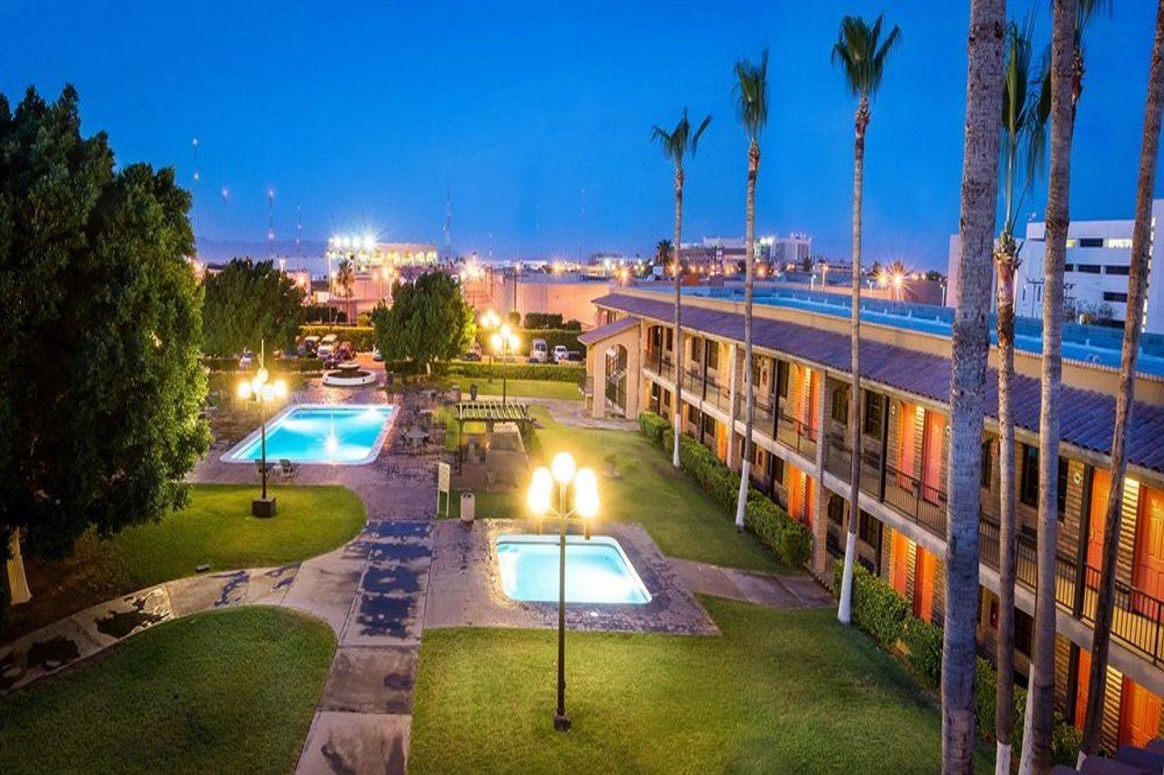 Hotel Colonial 멕시칼리 외부 사진